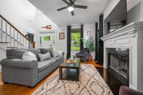 Spacious 3 Bedroom 6 Beds Nashville House with Large Yard